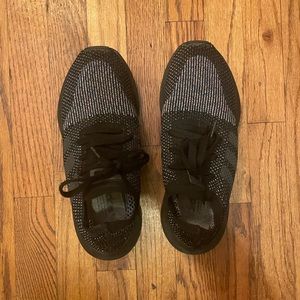 Adidas Swift Run Primeknit in Black & Multicolor